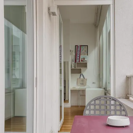 Modern Retreat In The Heart Of * Milano